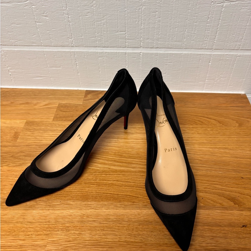 Stunning Christian Louboutin Galativi Suede Pumps in black, size 36.5 (US 6)